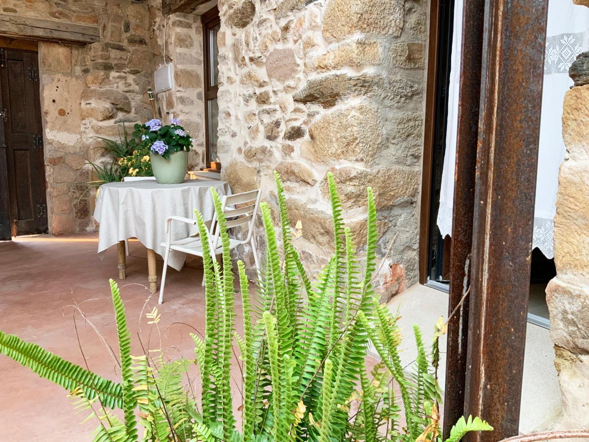 La Grulla Gris Guest House Perales del Puerto ภายนอก รูปภาพ
