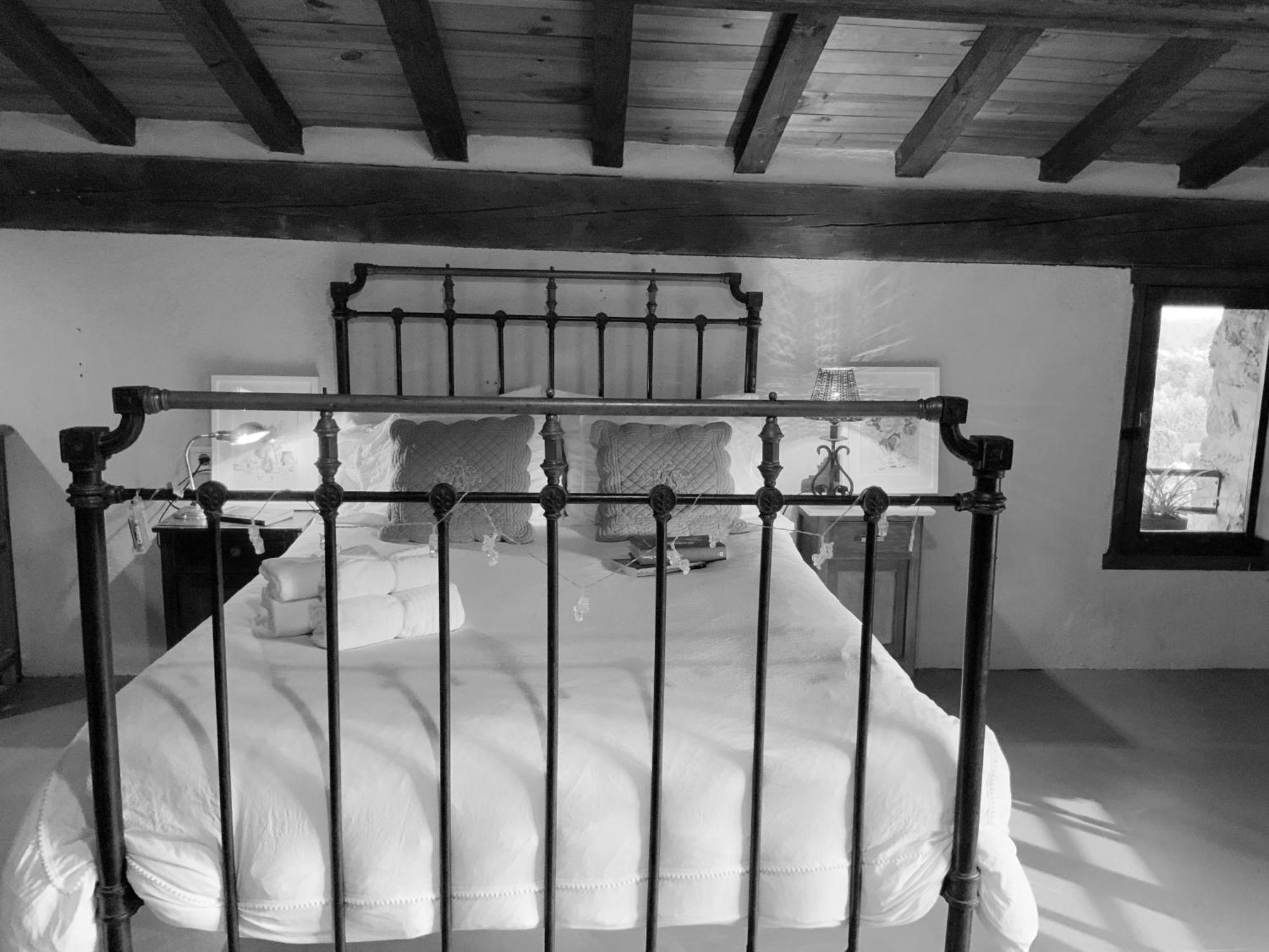 La Grulla Gris Guest House Perales del Puerto ภายนอก รูปภาพ